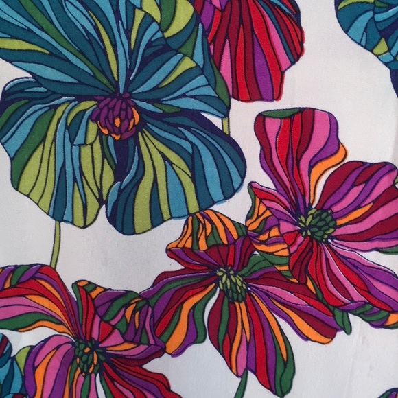 Colorful Swim Coverup - Picture 4 of 4